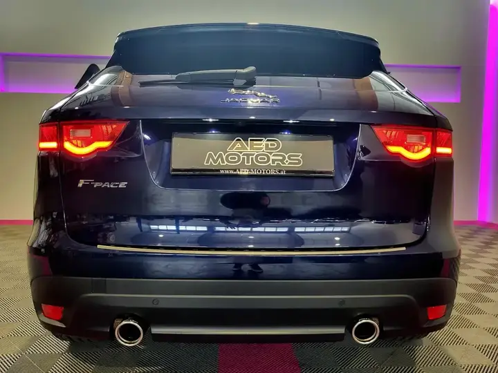 Jaguar F-Pace 2016 photo 3