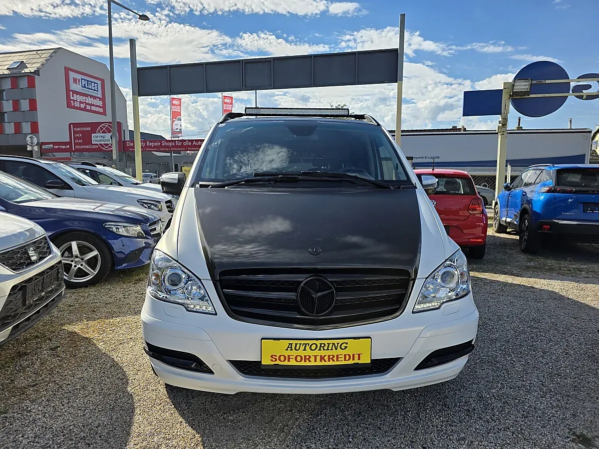 Mercedes-Benz Viano 2014 photo 2