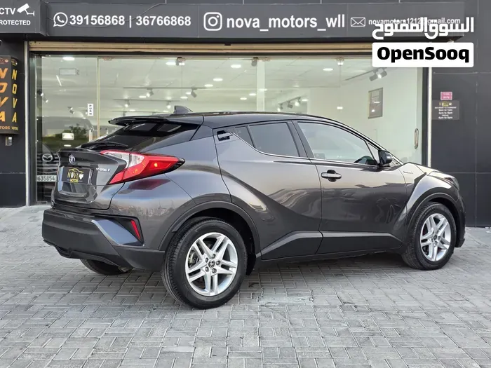 Toyota C-Hr 2023 photo 3