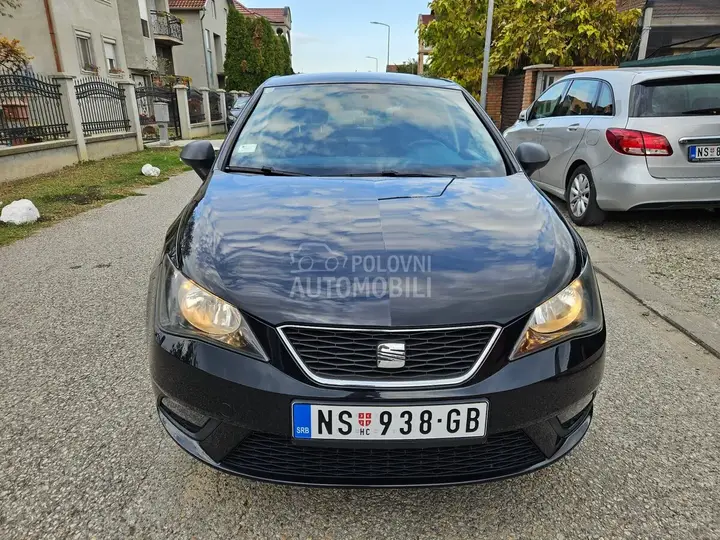 Seat Ibiza 2012 photo 2