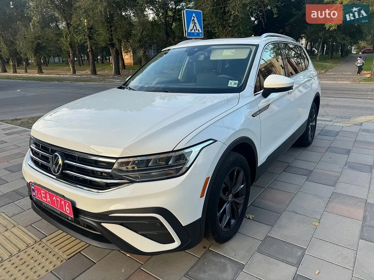 Volkswagen Tiguan 2023 photo 2