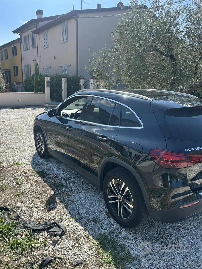 Mercedes-Benz Gla 2024 photo 4