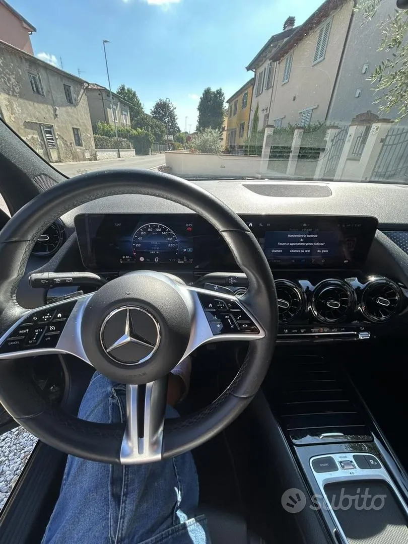 Mercedes-Benz Gla 2024 photo 5