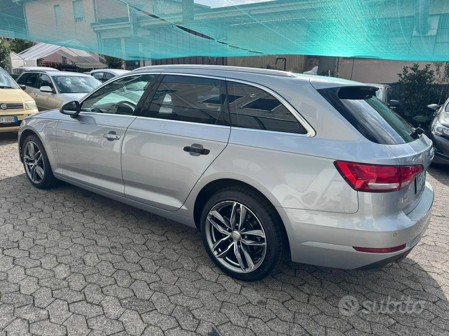 Audi A4 2016 photo 4