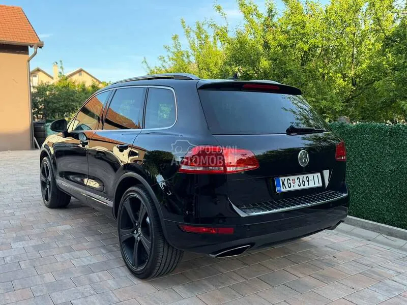 Volkswagen Touareg 2012 photo 3