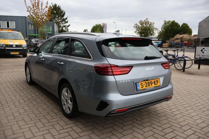 Kia Ceed Sportswagon 2023 photo 3