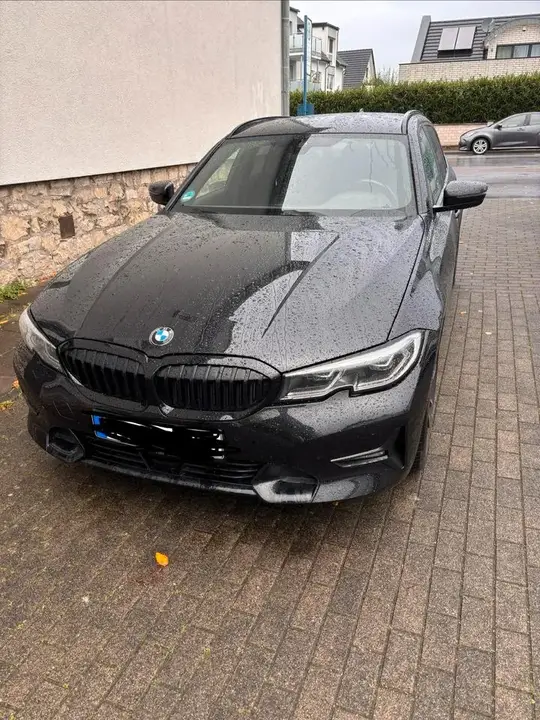 BMW 320I
