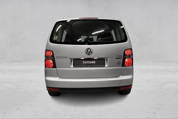 Volkswagen Touran 2010 photo 4