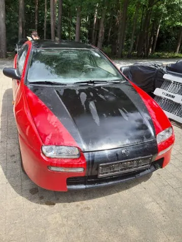 Mazda 323F