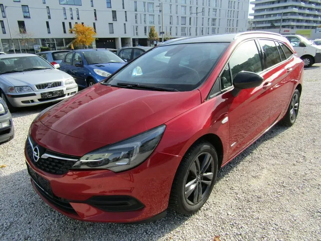 Opel Astra 2022 photo 2
