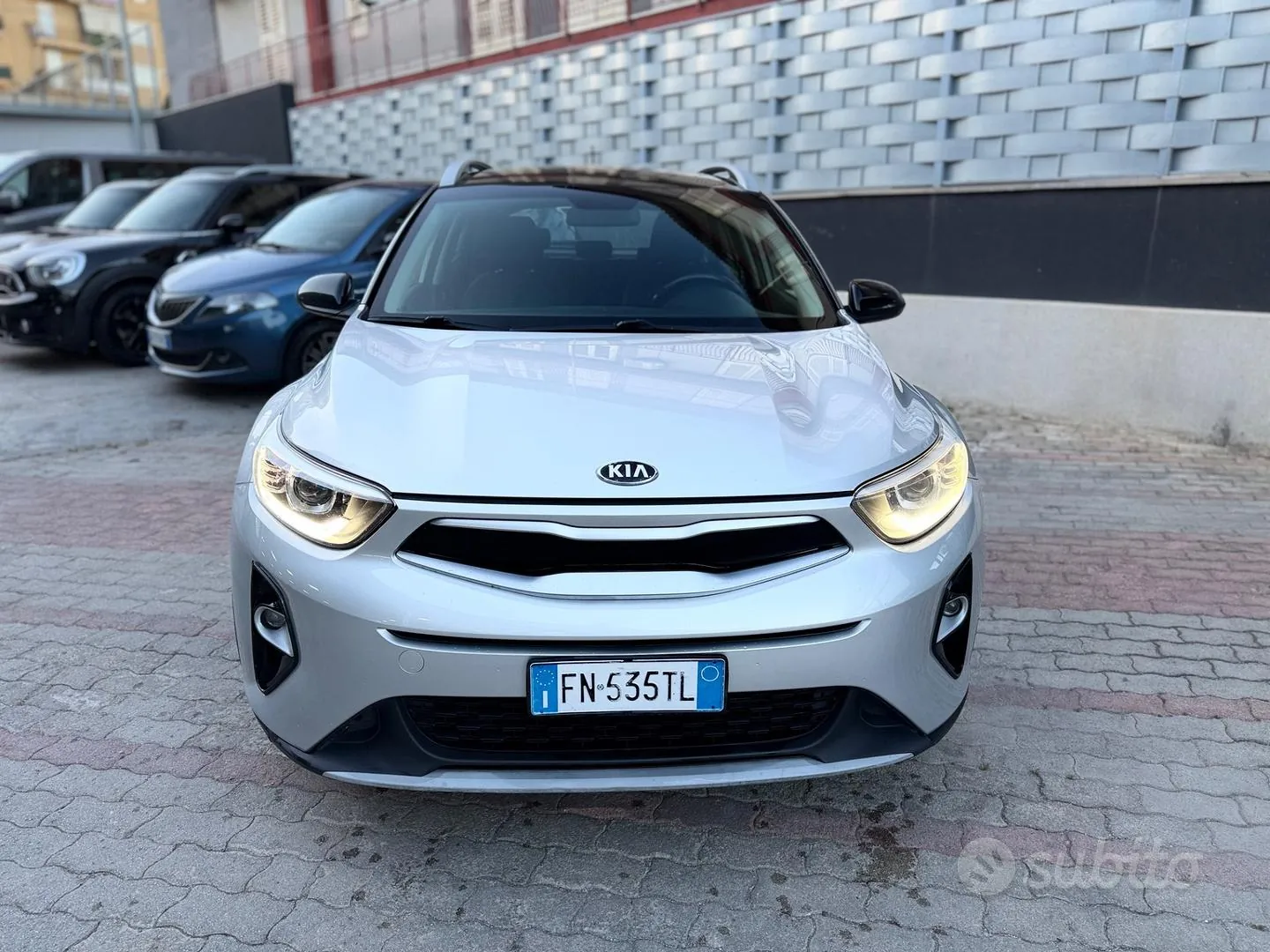 Kia Stonic 2018 photo 2