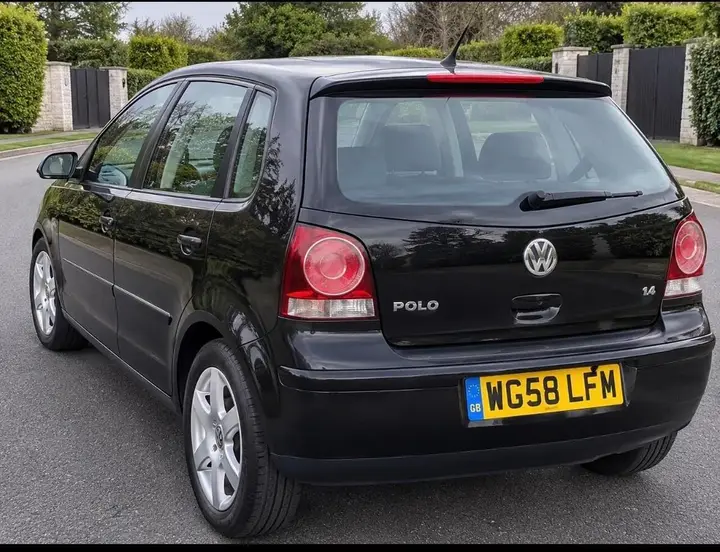Volkswagen Polo 2009 photo 5
