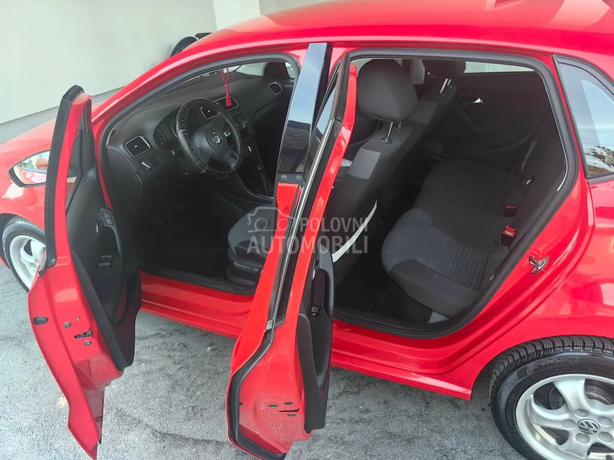 Volkswagen Polo 2009 photo 3
