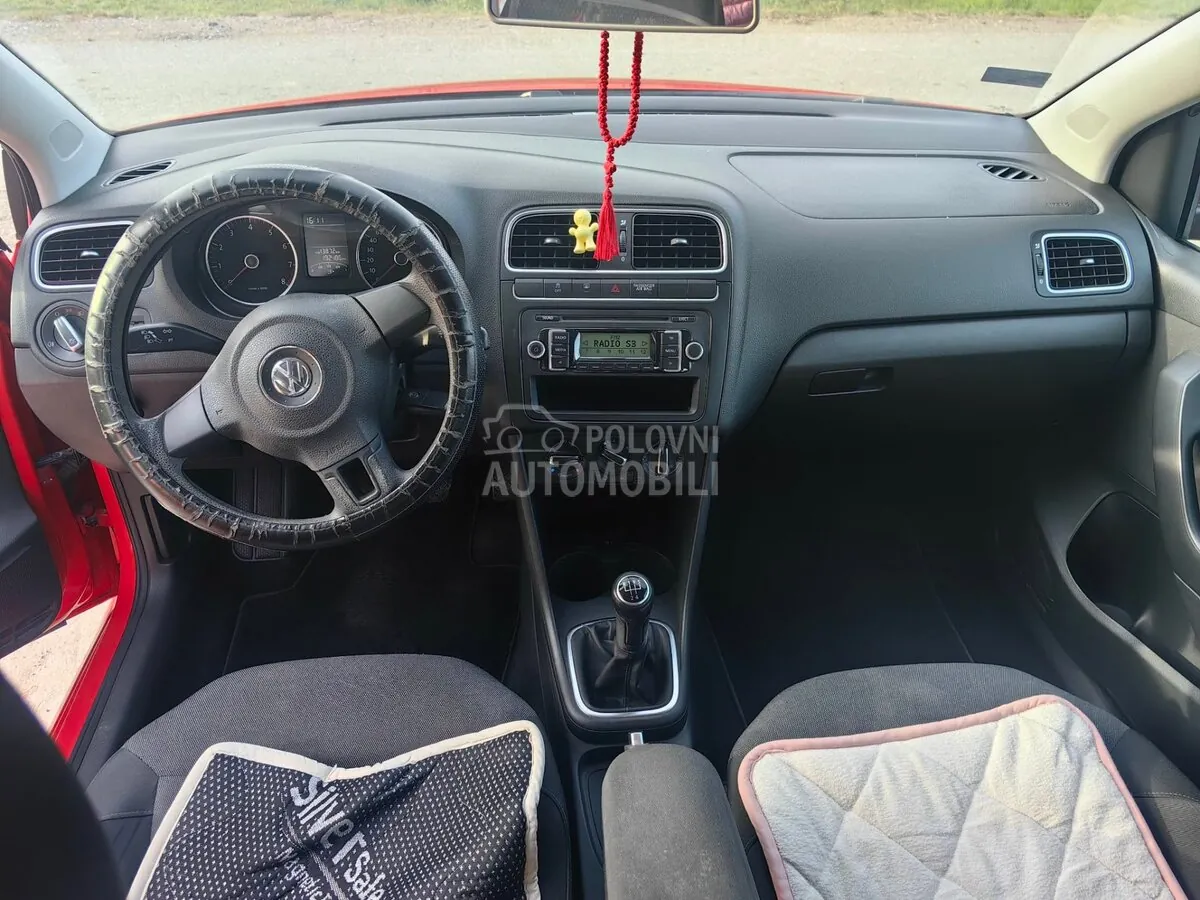 Volkswagen Polo 2009 photo 4