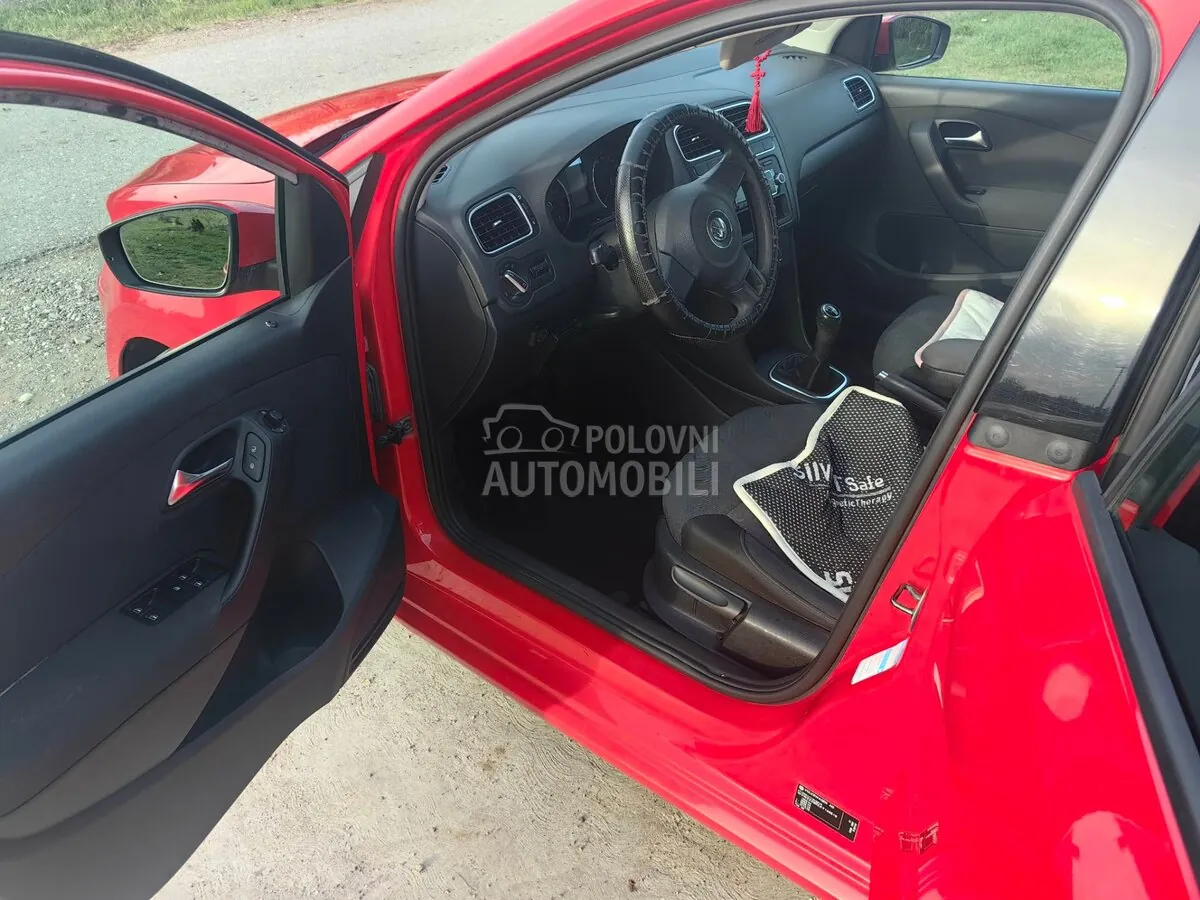 Volkswagen Polo 2009 photo 5