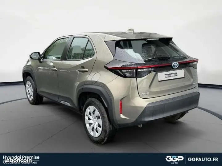 Toyota Yaris Cross 2024 photo 3