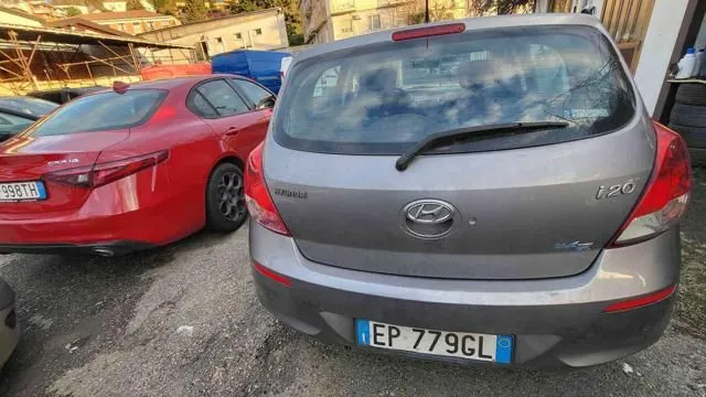 Hyundai I20 2013 photo 3