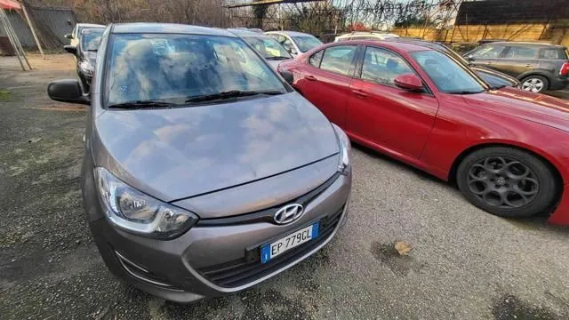 Hyundai I20 2013 photo 2
