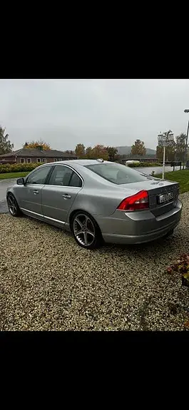 Volvo S80