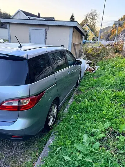 Mazda 5 2013 photo 3