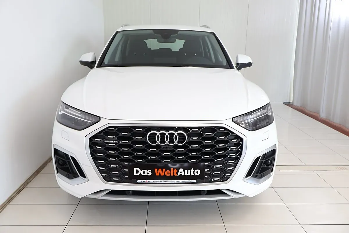 Audi Q5 2022 photo 2