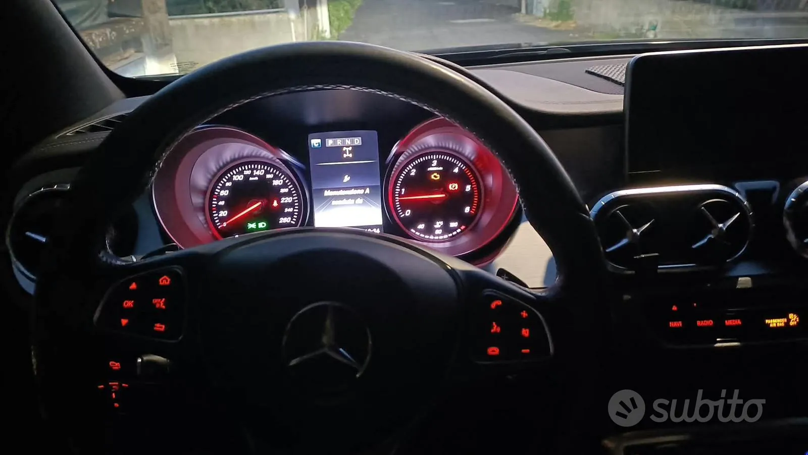 Mercedes-Benz X 2019 photo 2