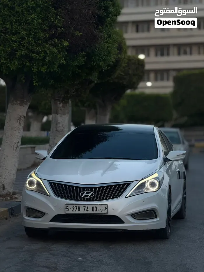 Hyundai Azera 2012 photo 2