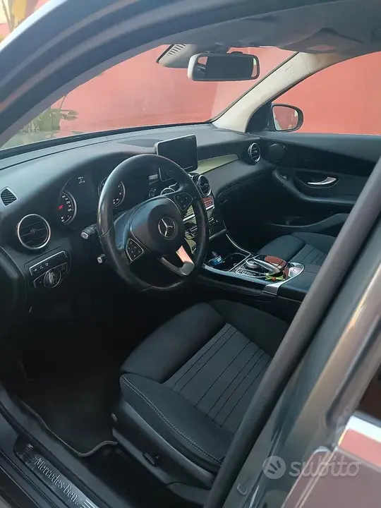 Mercedes-Benz Glc 2017 photo 3