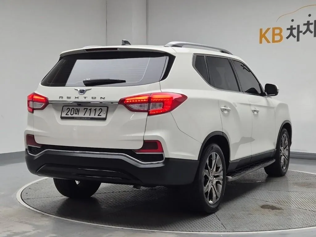 KG Mobility G4 Rexton 2018 photo 3