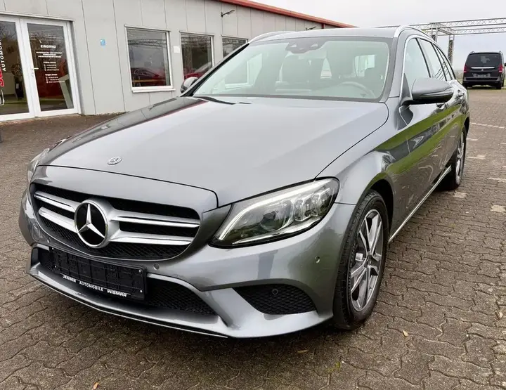 Mercedes-Benz C 220D