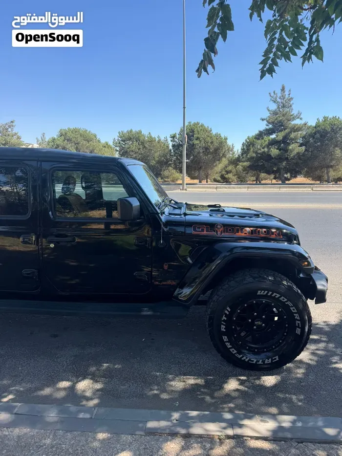 Jeep Gladiator 2021 photo 2
