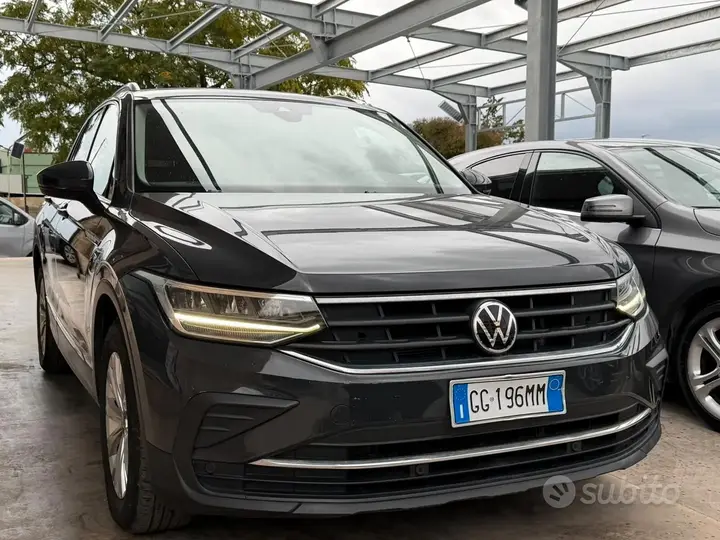 Volkswagen Tiguan 2021 photo 2