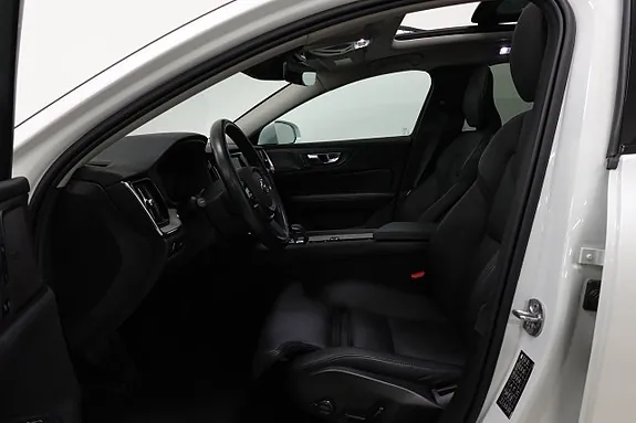 Volvo V60 Cross Country 2022 photo 4