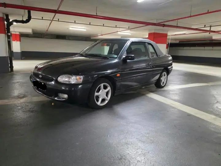 Ford Escort Cabrio