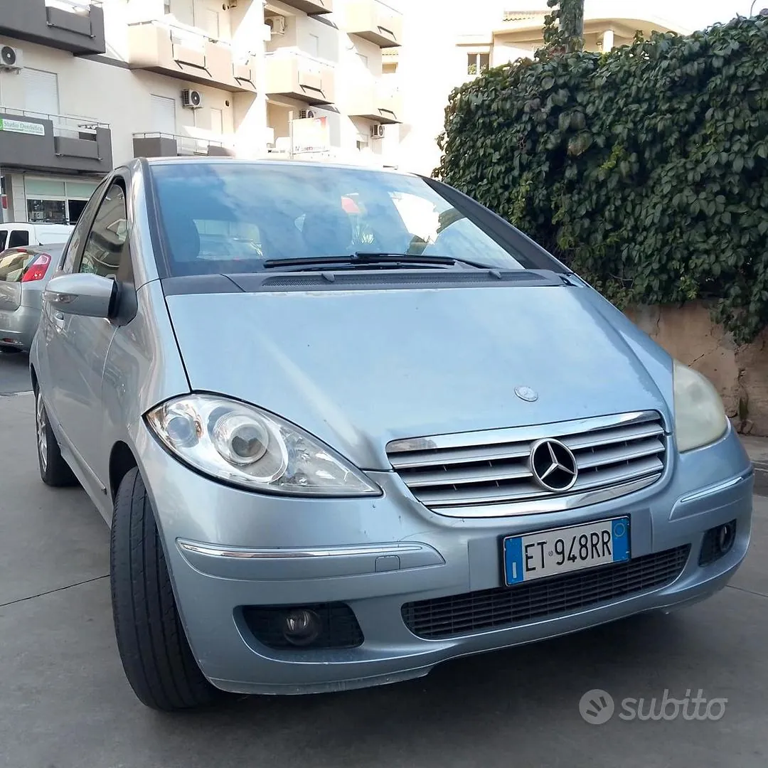 Mercedes-Benz A-Class 2014 photo 3