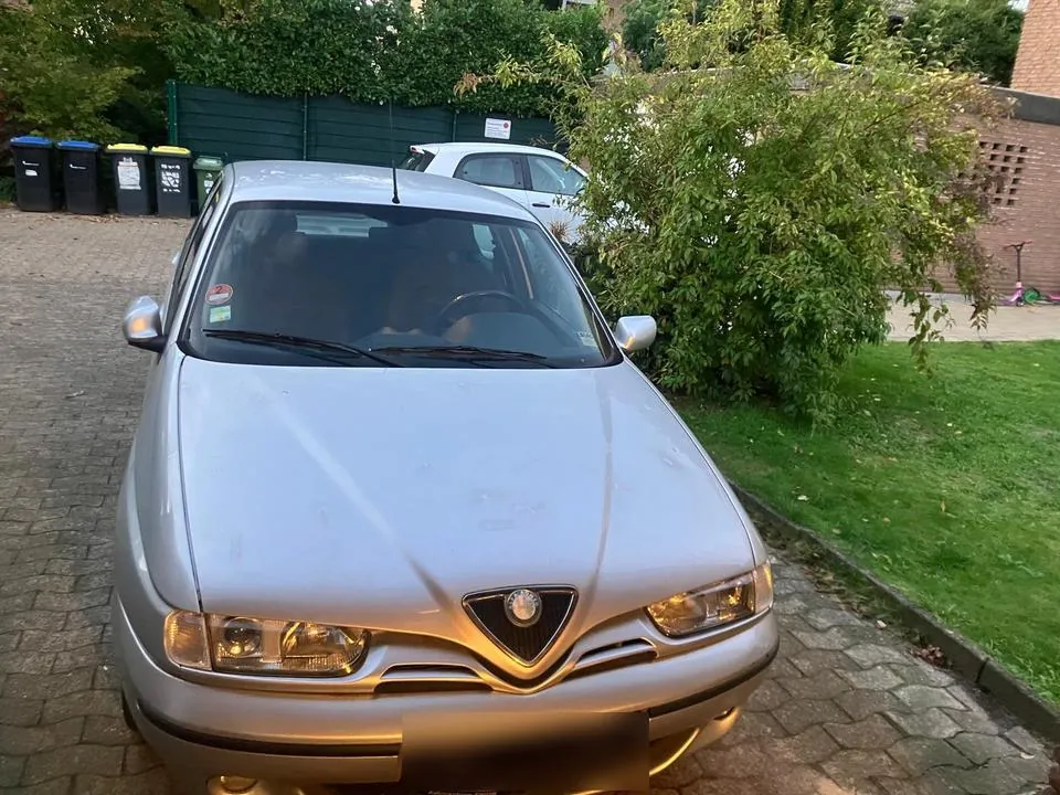 Alfa Romeo 146