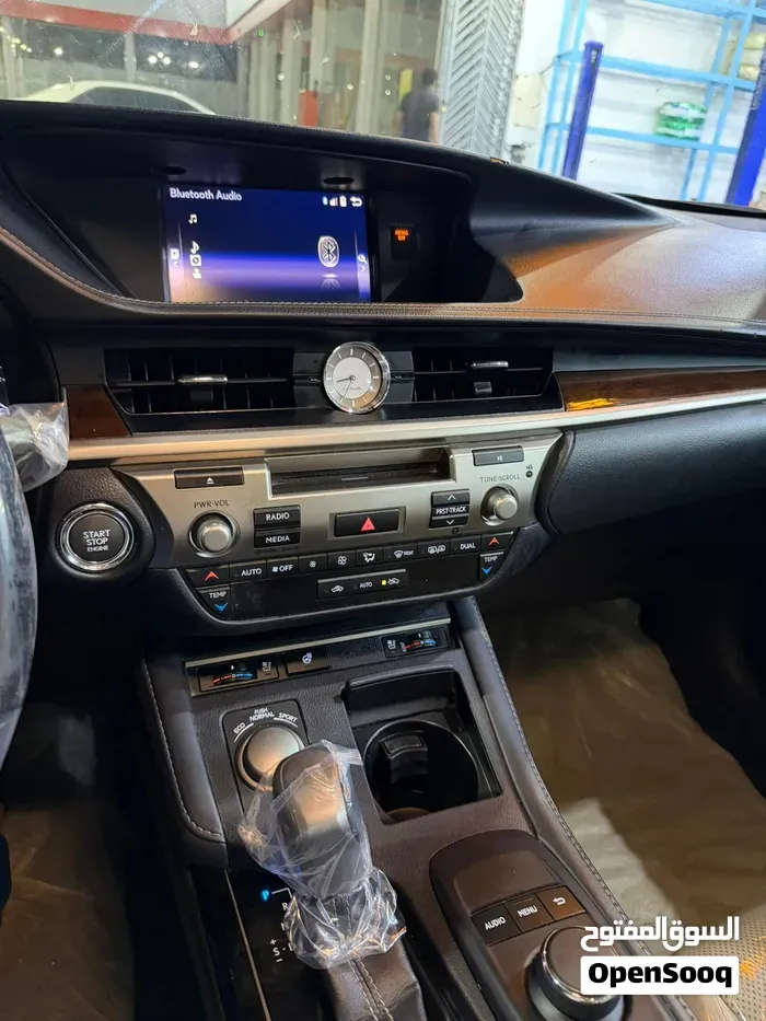 Lexus Es 350 2018 photo 4