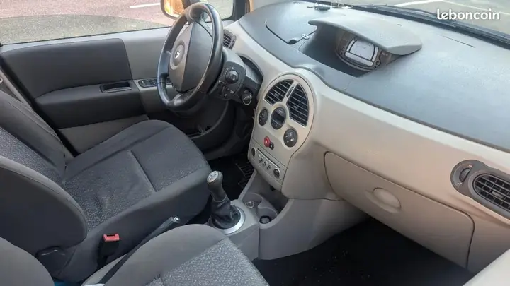 Renault Modus 2005 photo 3