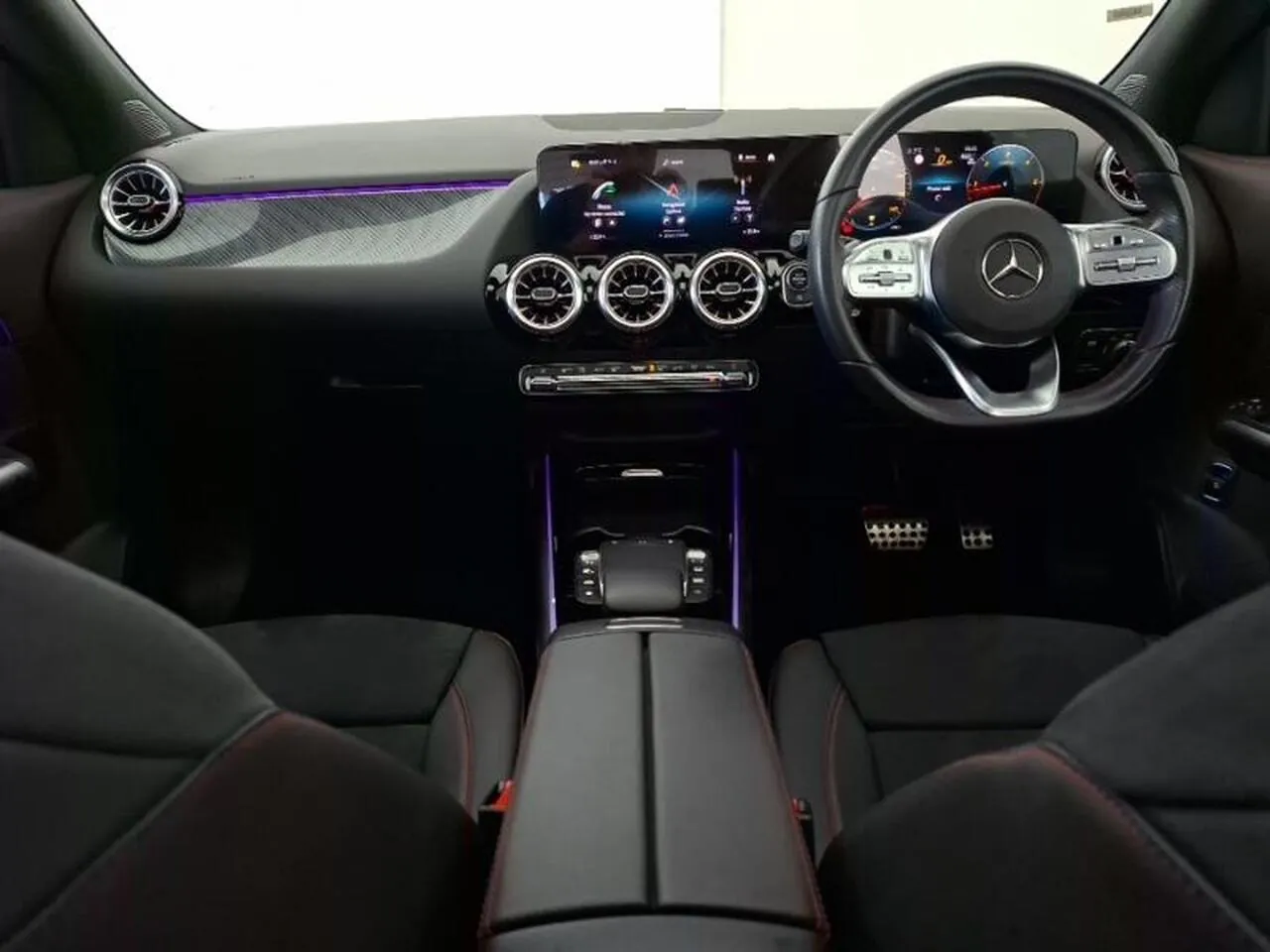 Mercedes-Benz Gla 2023 photo 3