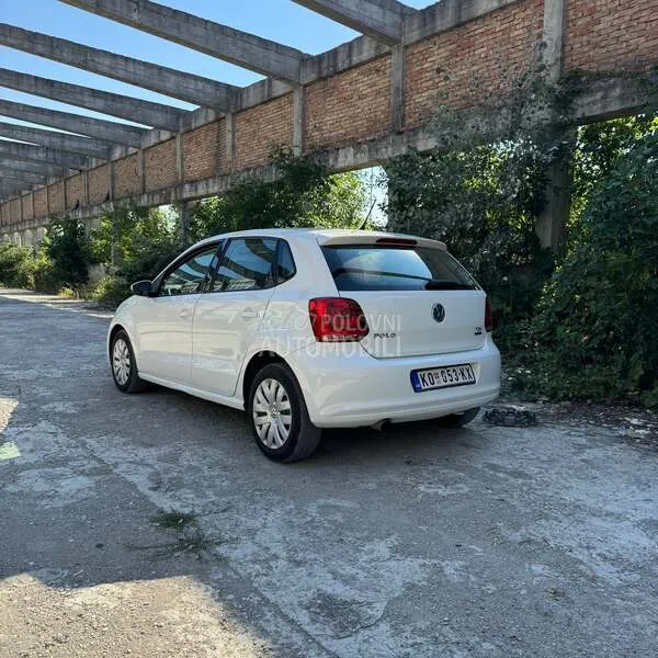 Volkswagen Polo 2011 photo 5