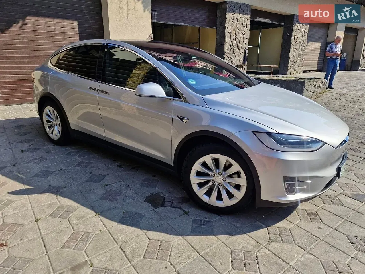 Tesla Model X 2018 photo 5