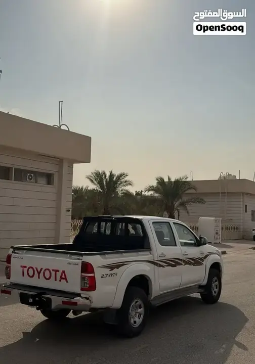 Toyota Hilux 2014 photo 4