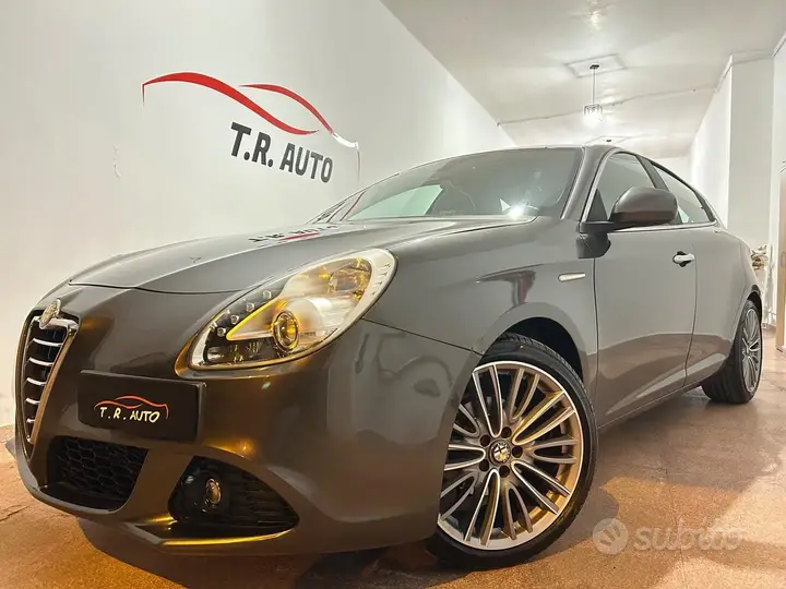 Alfa Romeo Giulietta 2013 photo 4