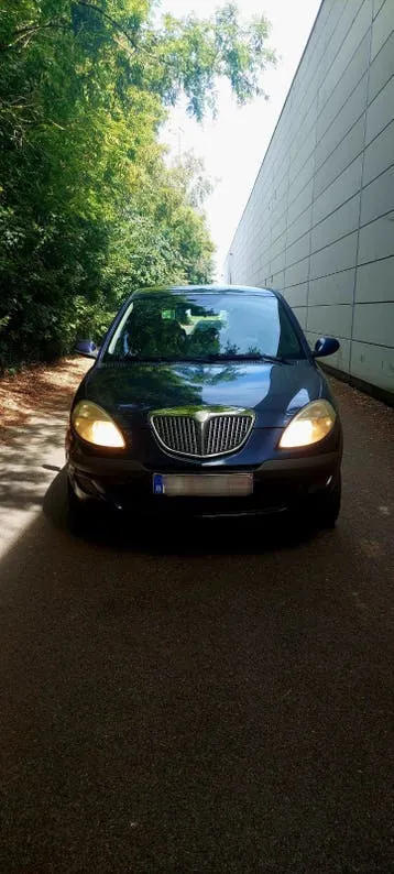 Lancia Ypsilon