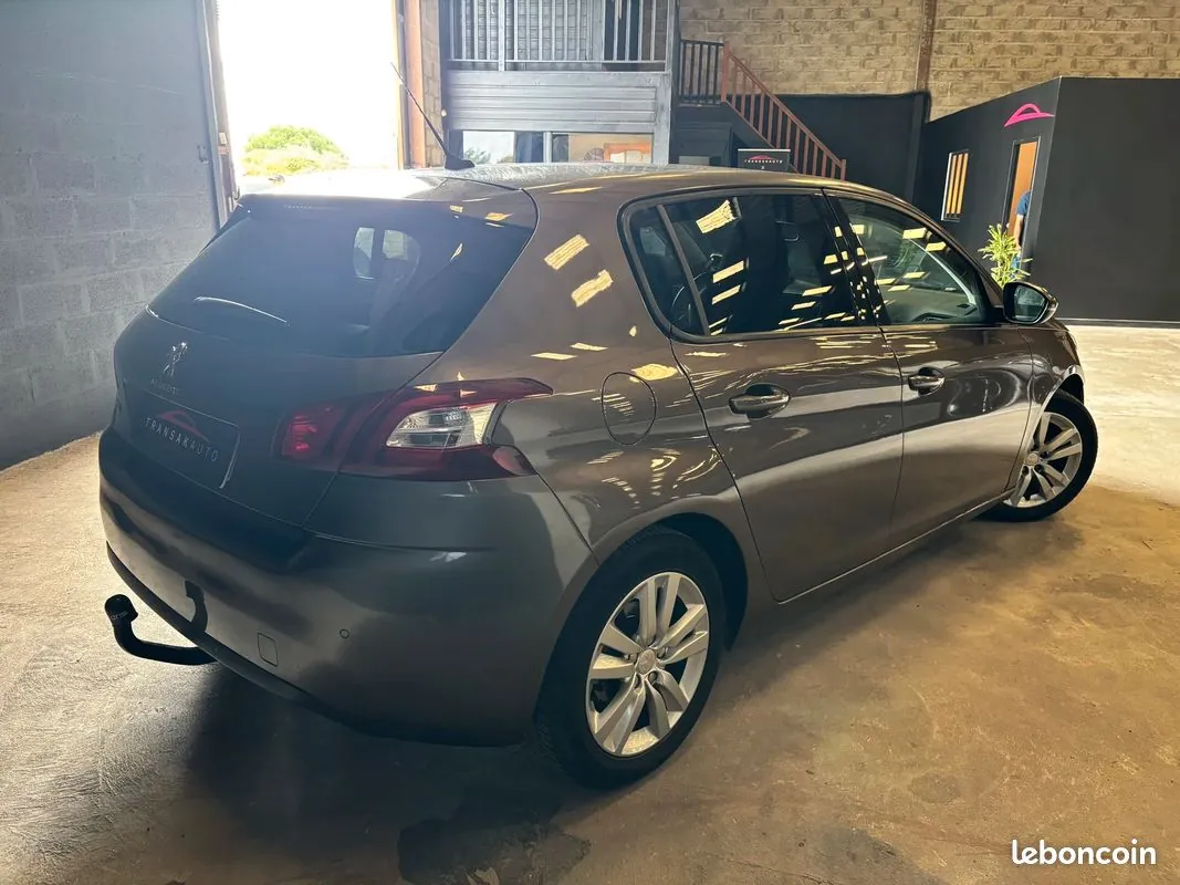 Peugeot 308 2015 photo 5