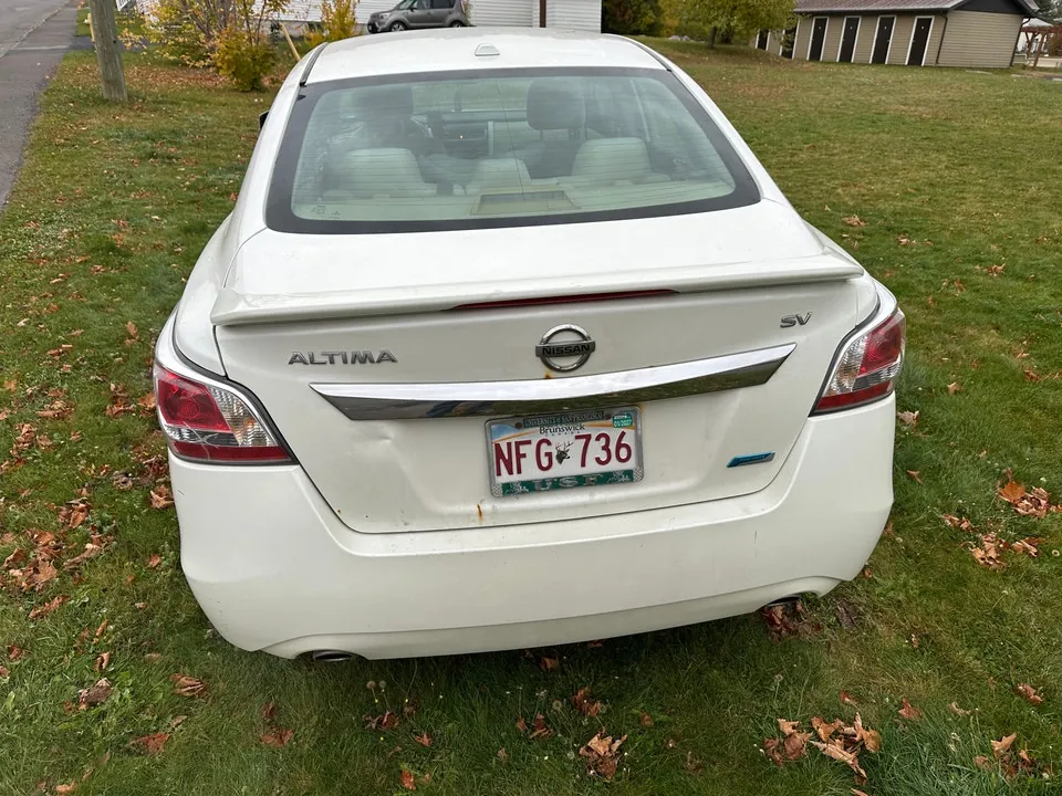 Nissan Altima 2014 photo 4