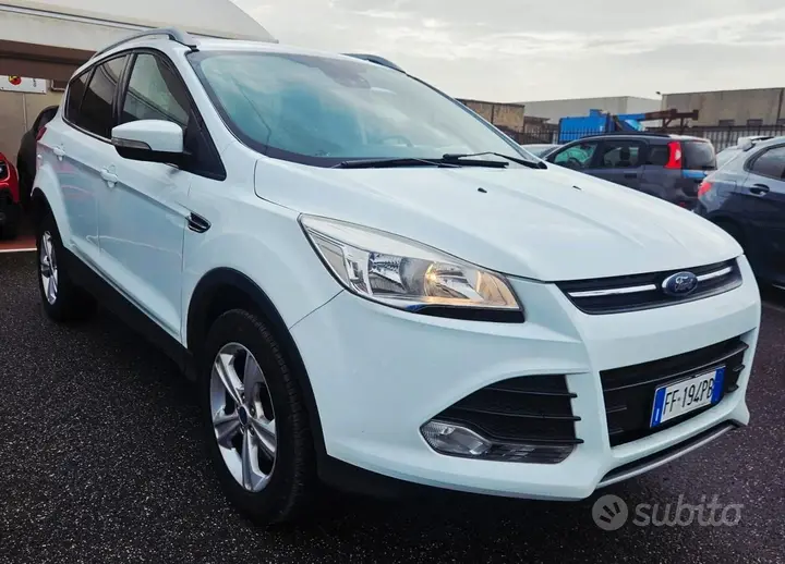 Ford Kuga 2016 photo 3