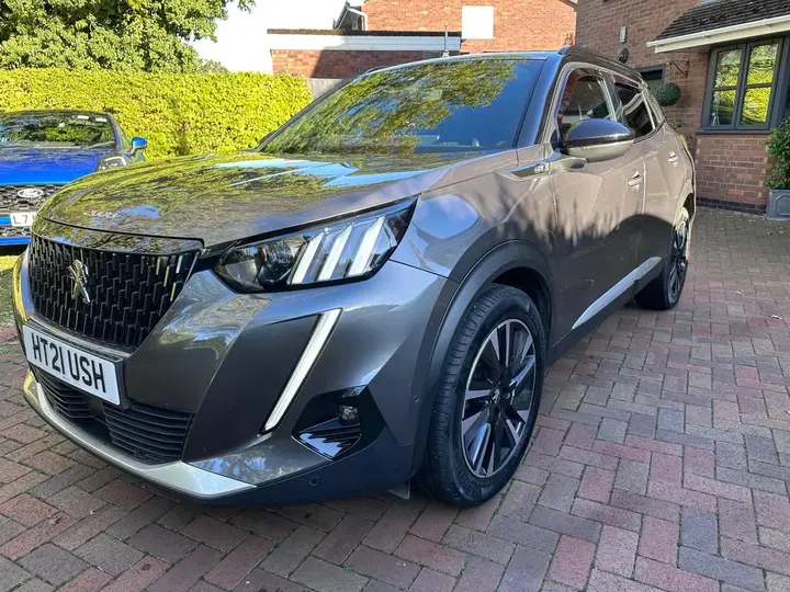 Peugeot 2008 2021 photo 5
