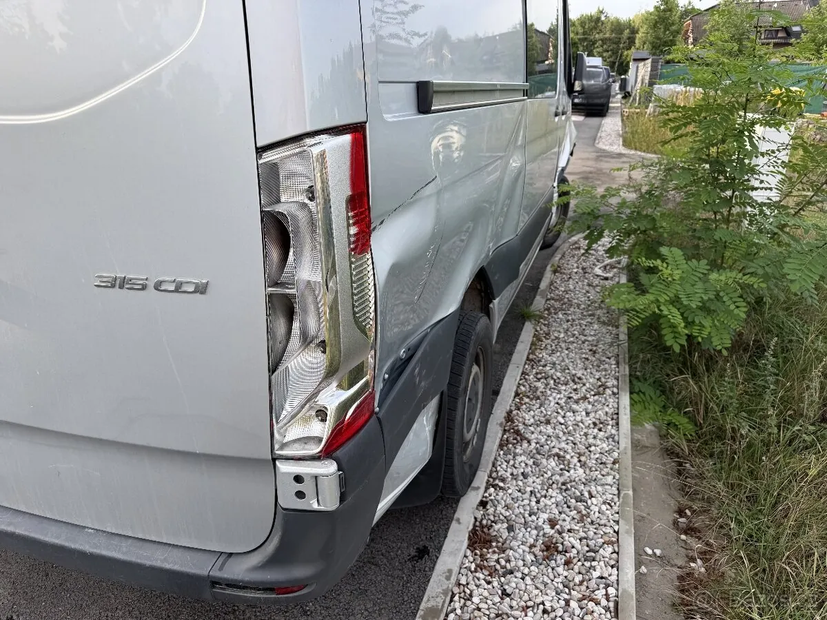 Mercedes-Benz Sprinter photo 5