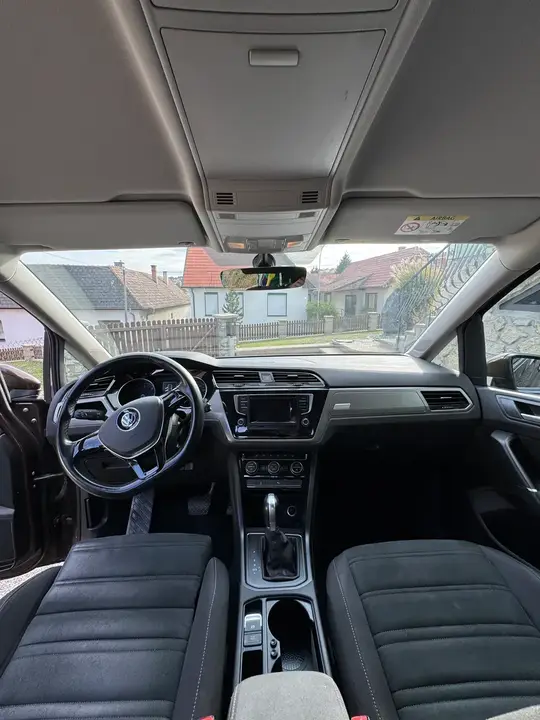Volkswagen Touran 2016 photo 3